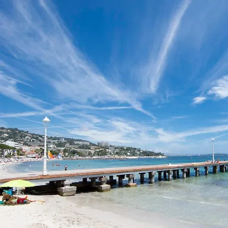 Apartment Modern 2 Bedrooms Quiet Terrace In A Palm Area, 30 Meters From Seaside *