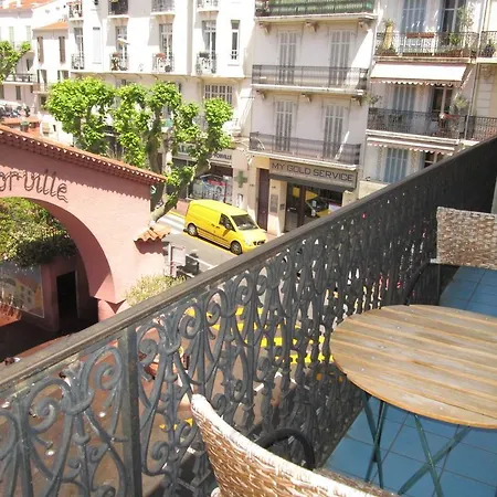 Modern 2 Bedrooms Quiet Terrace In A Palm Area, 30 Meters From Seaside Apartment Cannes