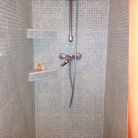 Modern Apartment 2 Bedrooms1 Bathroom Quiet Terrace In A Palm Beach Area Apartamento