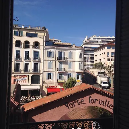 Modern Apartment 2 Bedrooms1 Bathroom Quiet Terrace In A Palm Beach Area Cannes