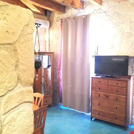 Modern Apartment 2 Bedrooms1 Bathroom Quiet Terrace In A Palm Beach Area * Cannes